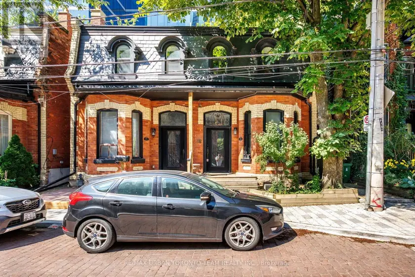 Semi-Detached/Link at 18 DRAPER STREET, Toronto (Waterfront Communities)