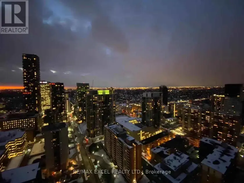 Apartment at 3702 - 161 ROEHAMPTON AVENUE, Toronto