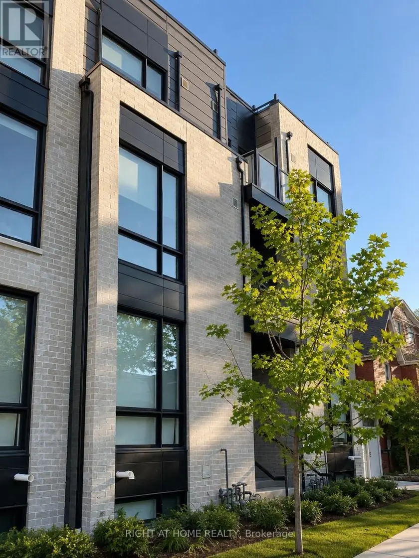 Townhouse at 9 - 51 FLORENCE STREET, Toronto