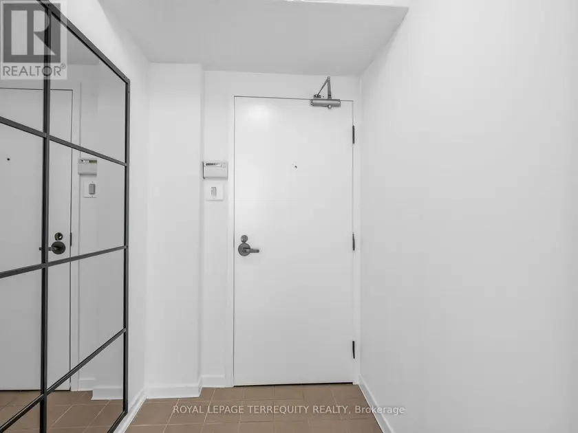 Apartment at 210 - 25 MAITLAND STREET, Toronto