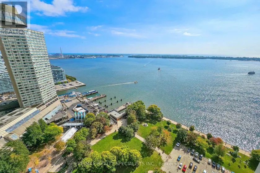 Apartment at 1207 - 33 HARBOUR SQUARE, Toronto