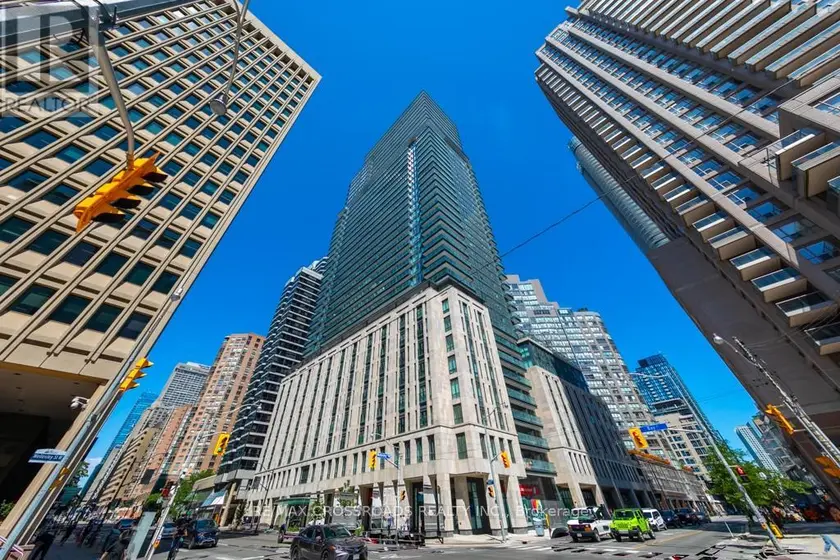 Apartment at 914 - 955 BAY STREET, Toronto