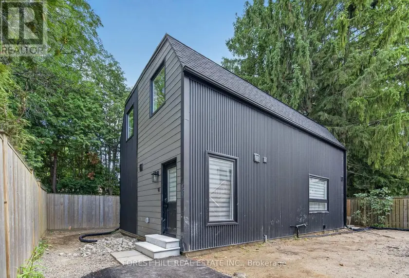 Detached at R - GARDEN - 221 CHURCHILL AVENUE, Toronto