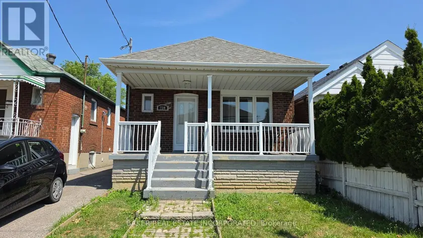 Detached at 739 VAUGHAN ROAD, Toronto