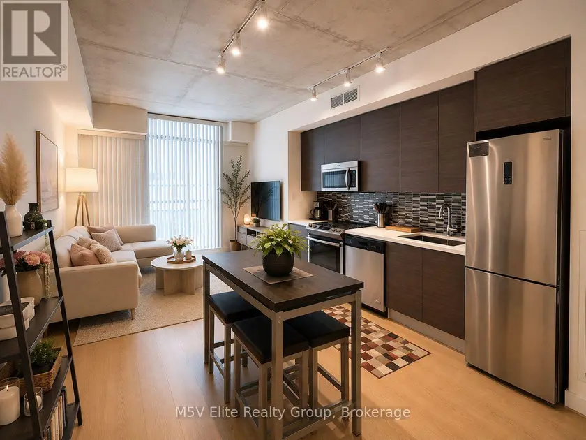 Apartment at 426 - 111 BATHURST STREET, Toronto