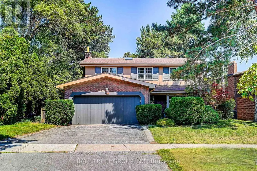 Detached at 6 CARAVAN DRIVE, Toronto