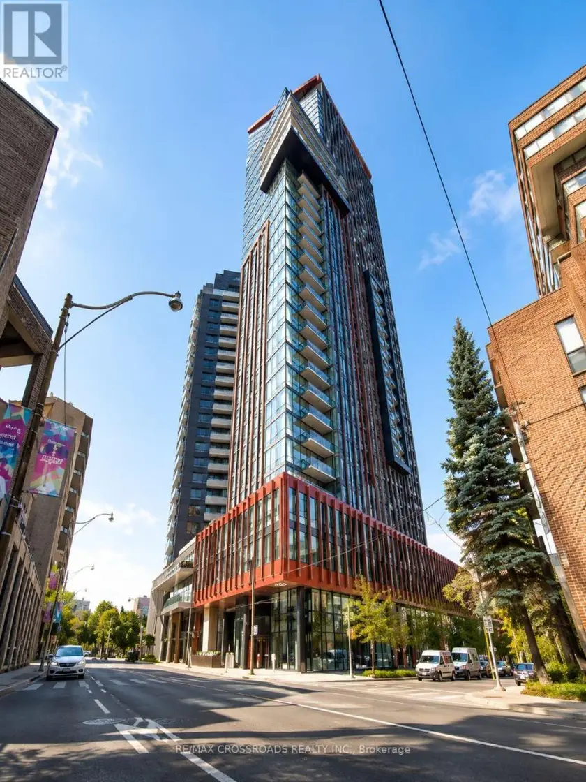Apartment at 2406 - 32 DAVENPORT ROAD, Toronto