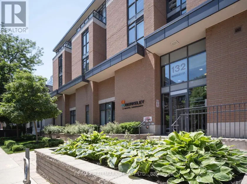 Apartment at 1004 - 132 BERKELEY STREET, Toronto (Moss Park)