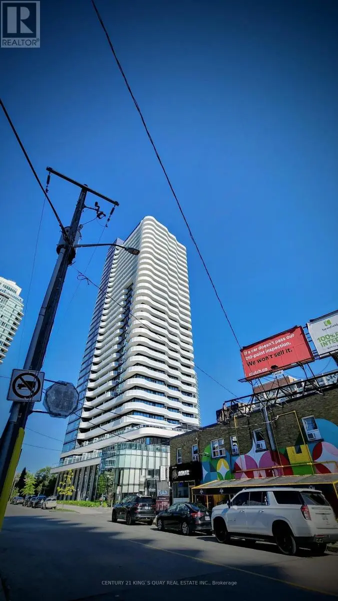 Apartment at 405 - 15 HOLMES AVENUE, Toronto
