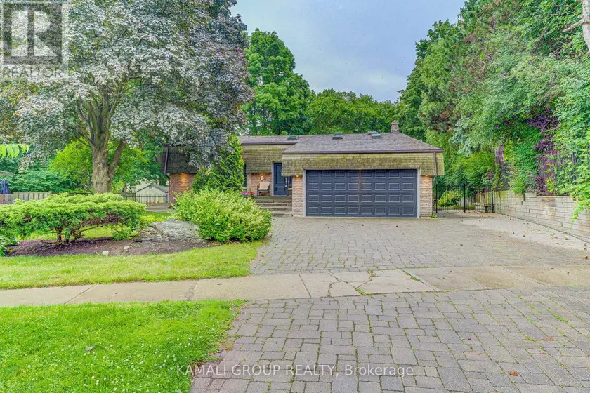 Detached at 5 CARAVAN DRIVE, Toronto (Banbury-Don Mills)