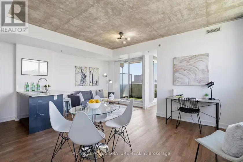 Apartment at 921 - 20 MINOWAN MIIKAN LANE, Toronto