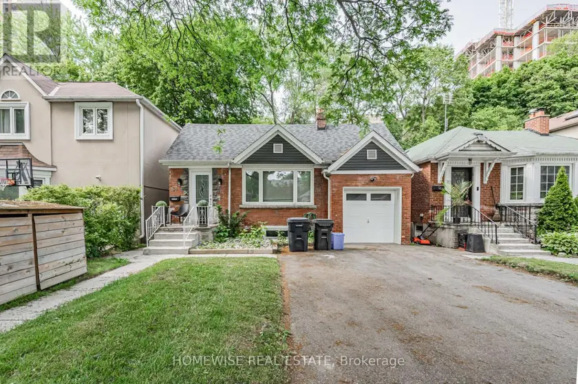 Detached at LOWER - 68 FAIRLEIGH CRESCENT, Toronto