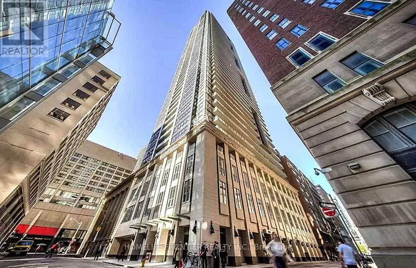 Apartment at 607 - 70 TEMPERANCE STREET, Toronto