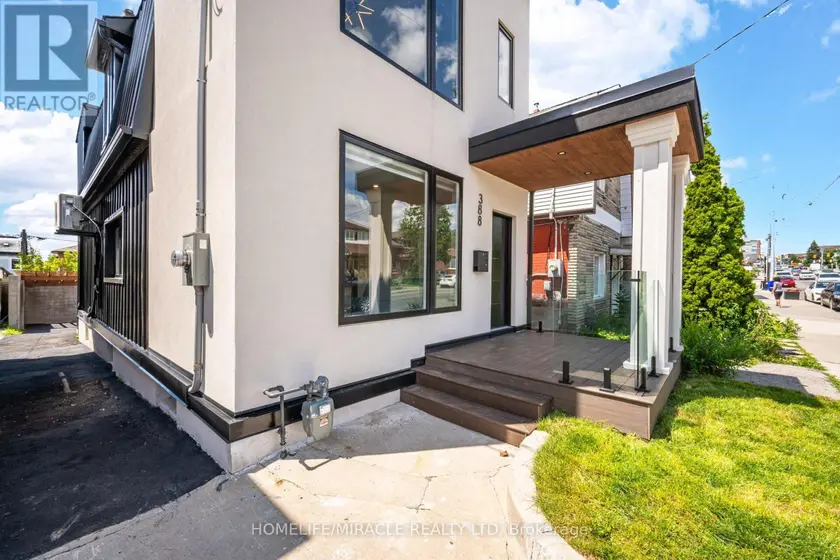 Detached at 388 OAKWOOD AVENUE, Toronto