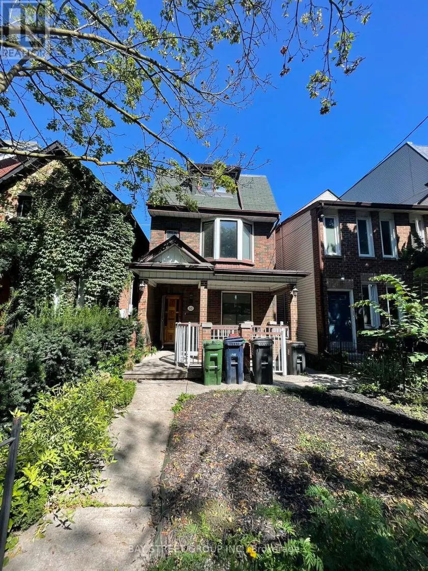 Detached at 543 CRAWFORD STREET, Toronto