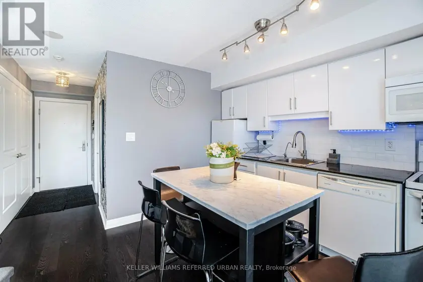 Apartment at 335 - 2035 SHEPPARD AVENUE E, Toronto
