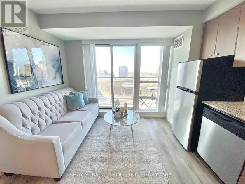 Apartment at 801 - 2015 SHEPPARD AVENUE E, Toronto