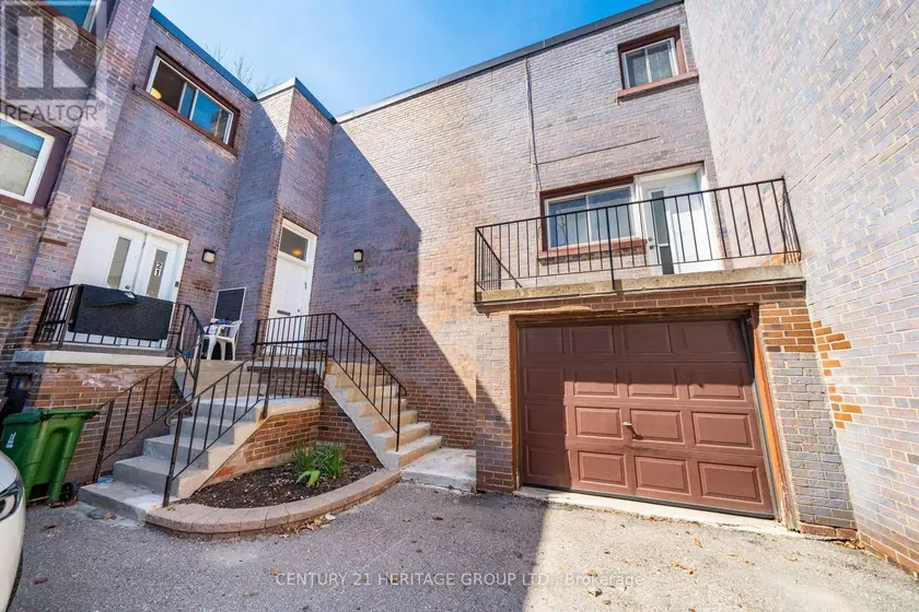 Townhouse at 19 CANDY COURT WAY, Toronto