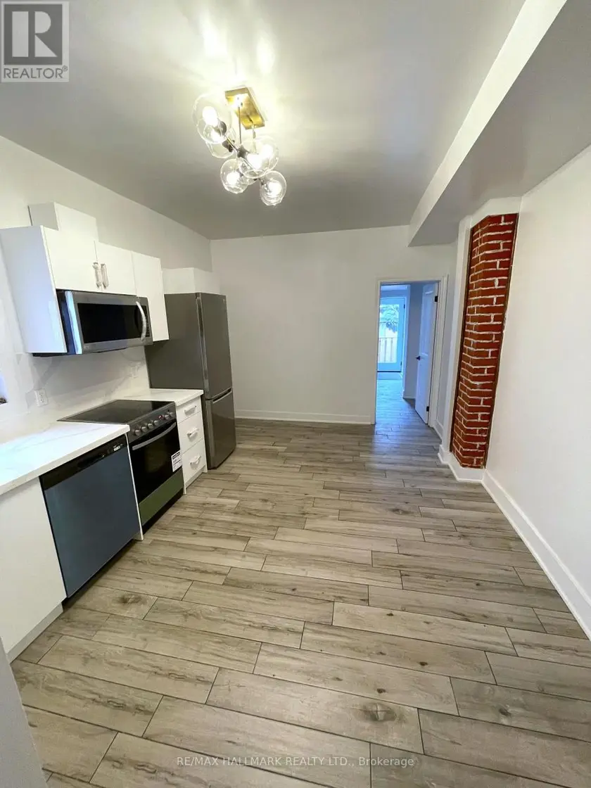 Semi-Detached/Link at 202 - 293 EUCLID AVENUE, Toronto