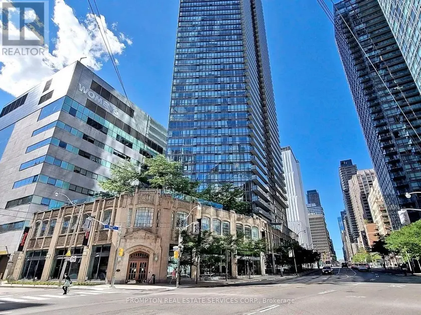 Apartment at 905 - 832 BAY STREET, Toronto