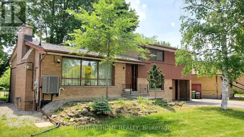Detached at 1 - 169 YORKVIEW DRIVE, Toronto