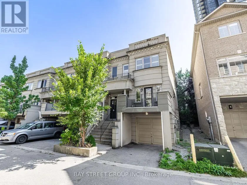 Townhouse at 35 WILLIAM POOLE WAY, Toronto
