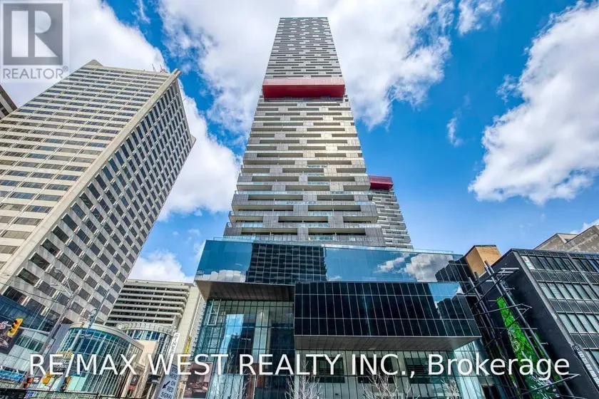 Apartment at 909 - 8 EGLINTON AVENUE E, Toronto