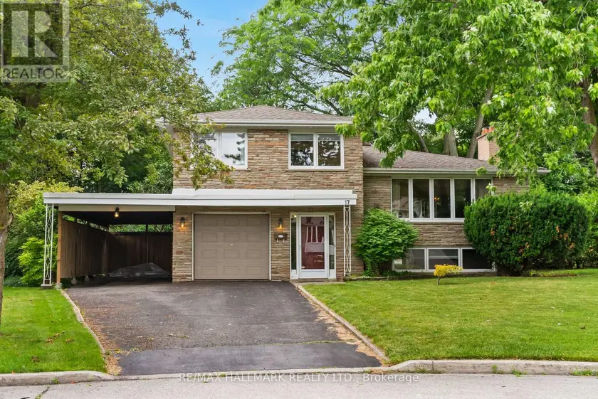 Detached at 17 GREENYARDS DRIVE, Toronto