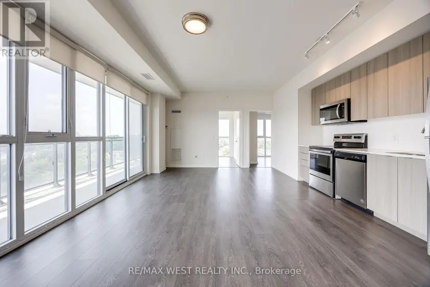 Apartment at 902 - 3237 BAYVIEW AVENUE, Toronto