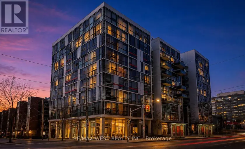 Apartment at 401 - 60 BATHURST STREET, Toronto