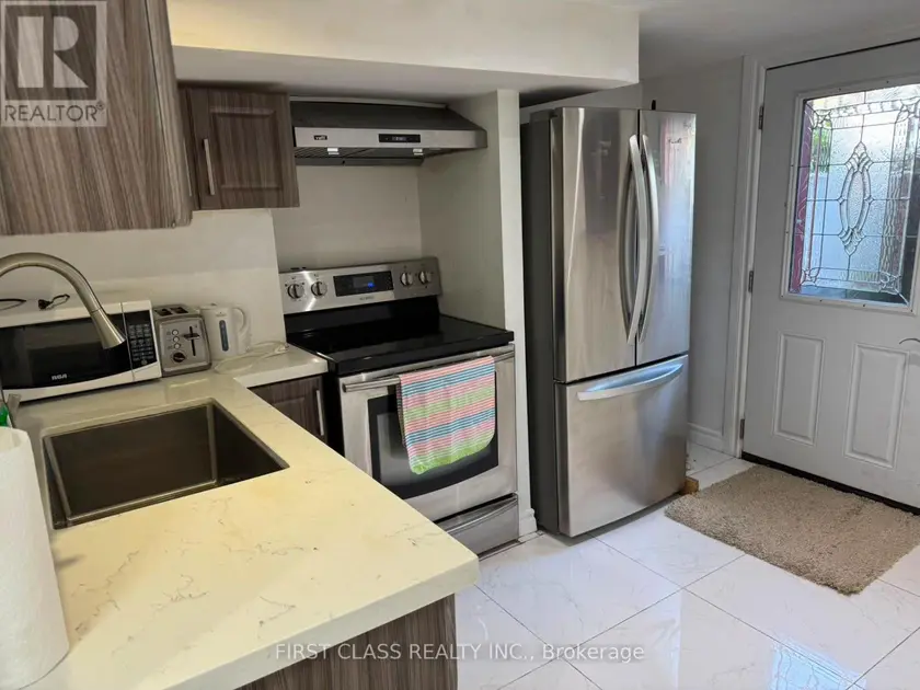 Semi-Detached/Link at BSMNT - 524 BATHURST STREET, Toronto