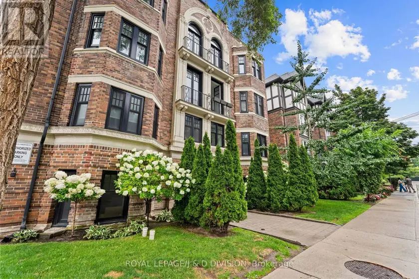 Apartment at 4 - 314 LONSDALE ROAD, Toronto