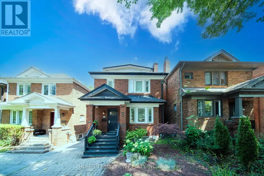 Detached at 131 HEDDINGTON AVENUE, Toronto
