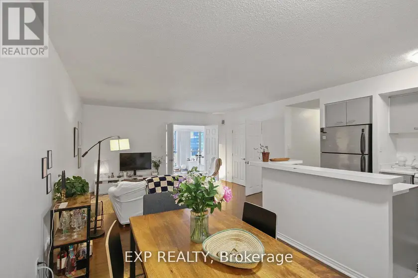 Apartment at 808 - 25 THE ESPLANADE, Toronto