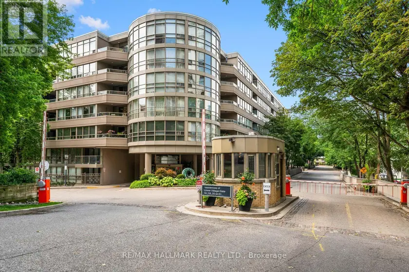 Apartment at 108 - 18 LOWER VILLAGE GATE, Toronto