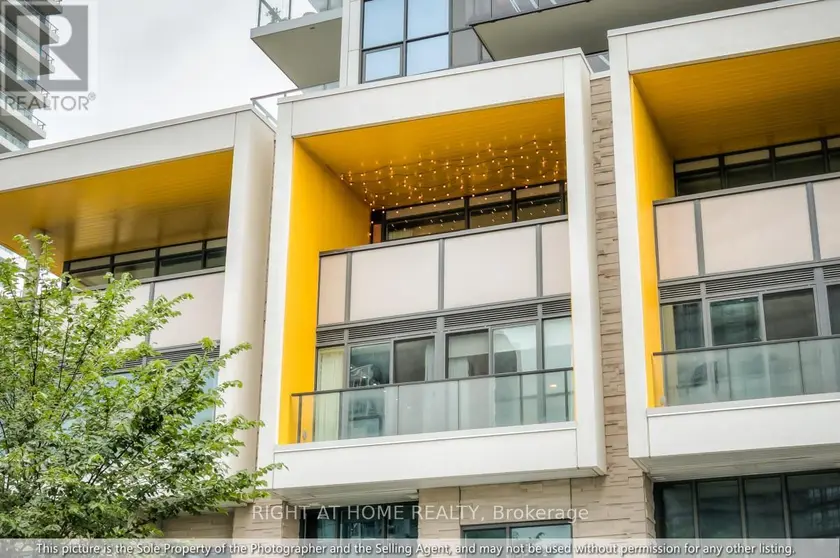 Townhouse at 511 - 95 MCMAHON DRIVE, Toronto