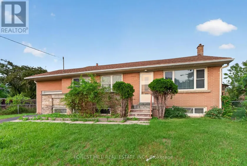 Detached at 15 ROBSON PLACE, Toronto