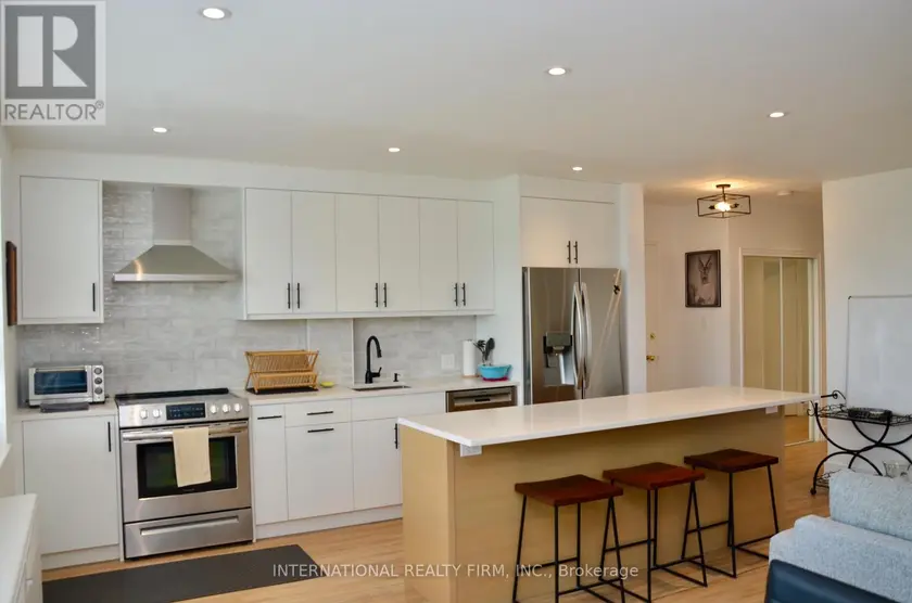 Apartment at 404 - 219 WILSON AVENUE, Toronto