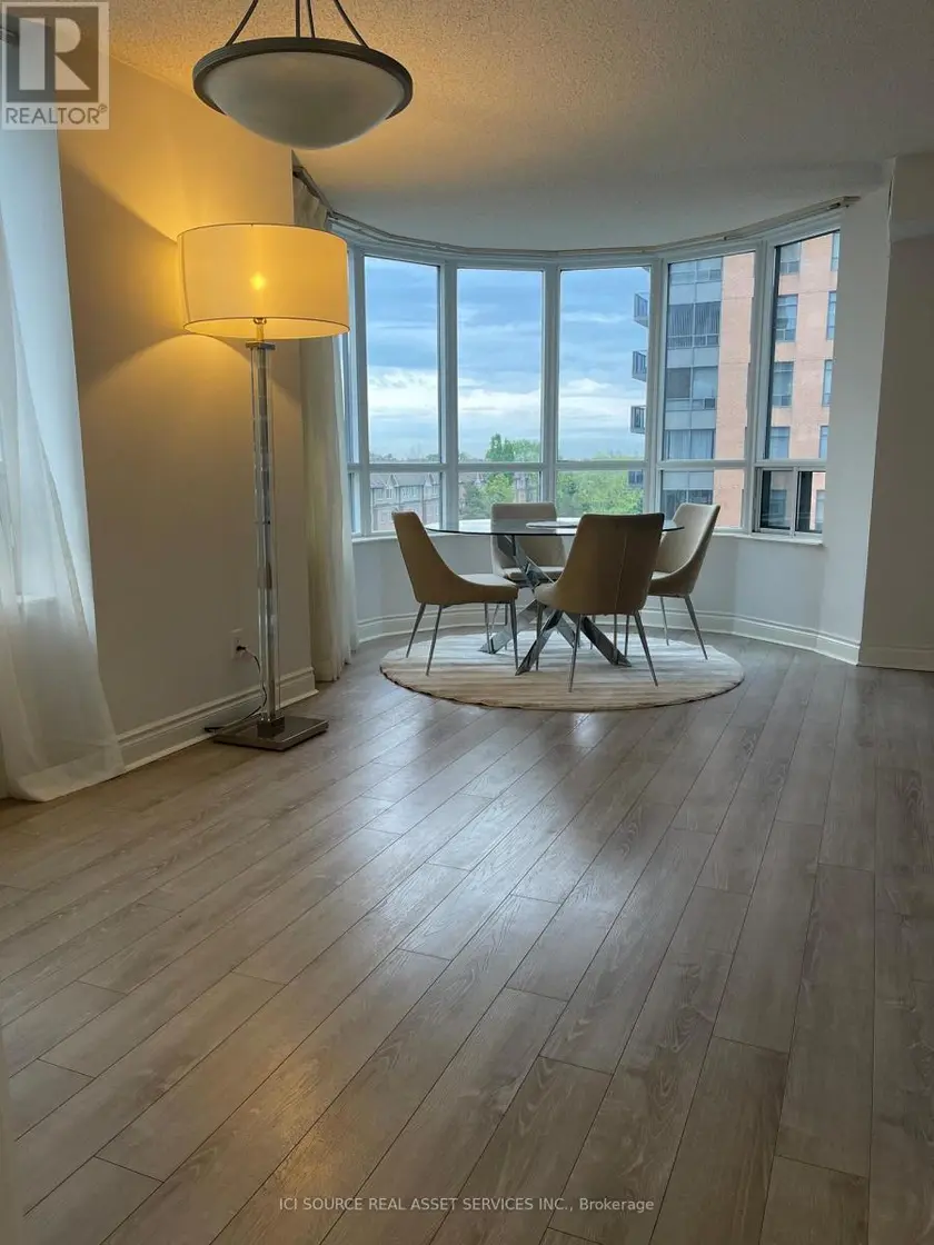 Apartment at 519 - 15 NORTHTOWN WAY, Toronto