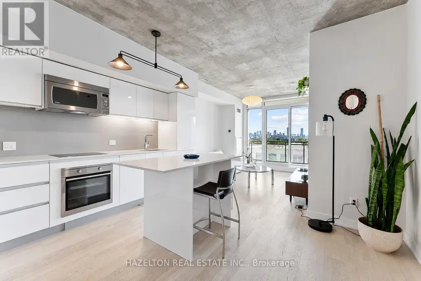 Apartment at 825 - 20 MINOWAN MIIKAN LANE, Toronto