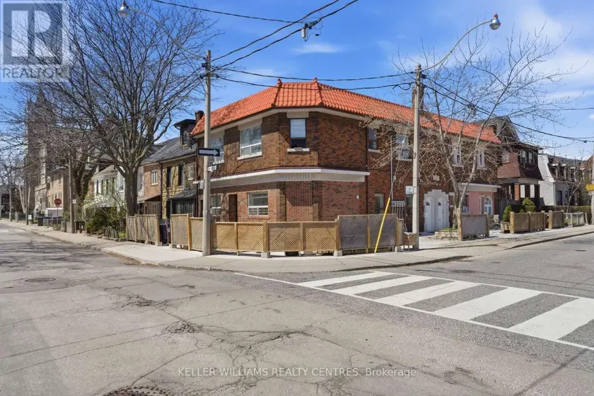 Multiplex at 42 MANSFIELD AVENUE, Toronto