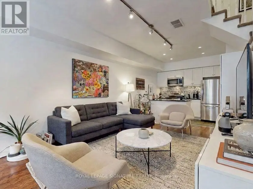 Townhouse at 42 - 6 WELLESLEY PLACE, Toronto