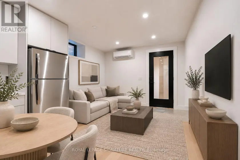 Detached at 2 - 390 PALMERSTON BOULEVARD, Toronto