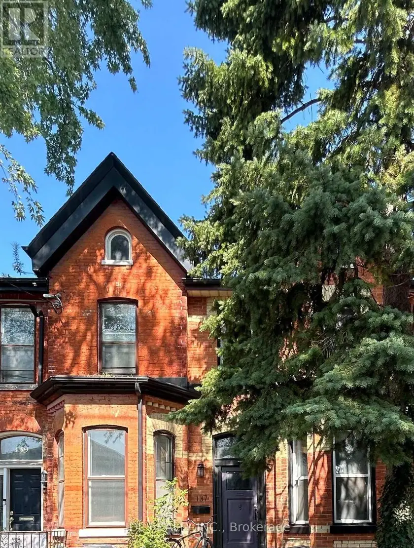 Detached at SUITE A MAIN FLOOR - 137 DENISON AVE AVENUE, Toronto