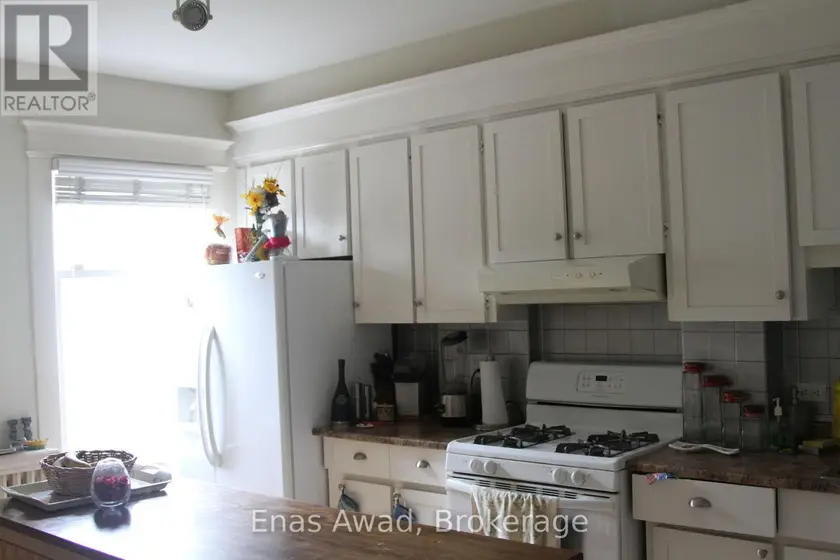 Detached at 738 MANNING AVENUE, Toronto