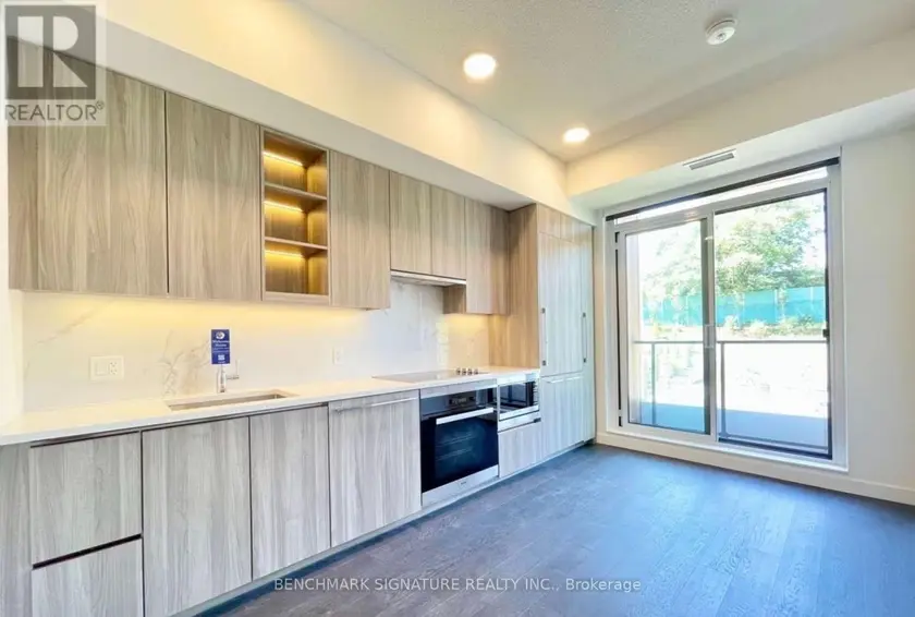 Townhouse at V306 - 25 MCMAHON DRIVE, Toronto