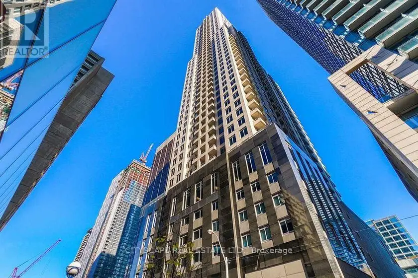 Apartment at 906 - 35 BALMUTO STREET, Toronto