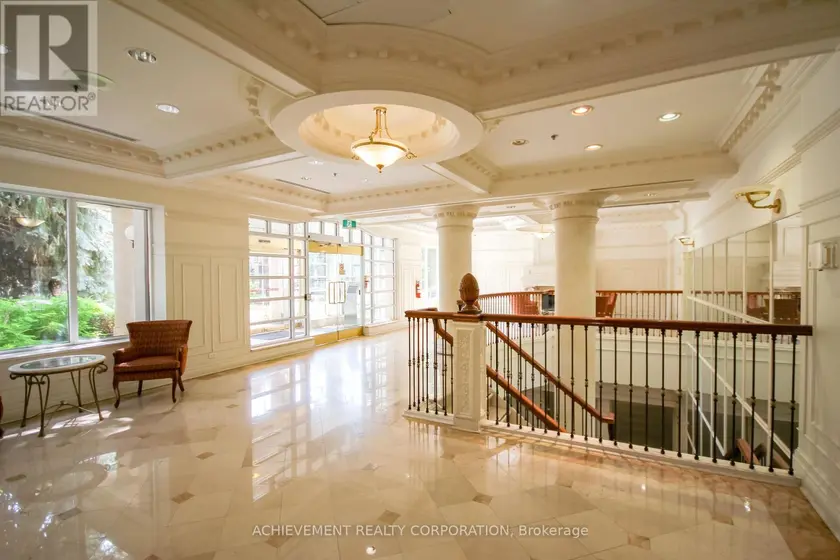 Apartment at 1016 - 18 SOMMERSET WAY, Toronto