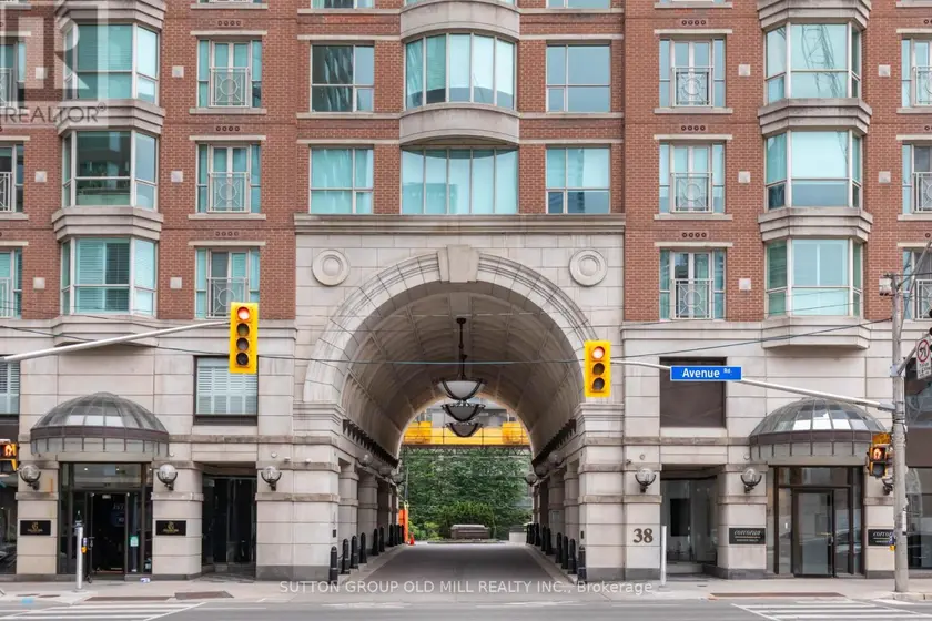 Apartment at 700 - 38 AVENUE ROAD, Toronto
