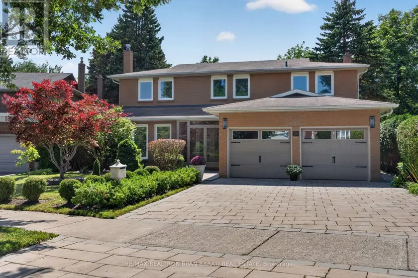 Detached at 26 SADDLETREE DRIVE, Toronto
